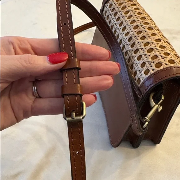 Like new! Patricia Nash Bella Leather Crossbody - Picture 15 of 15